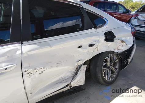 2021 Hyundai Sonata Sel z USA, uszkodzony, nr VIN 5NPEL4JA2MH102517